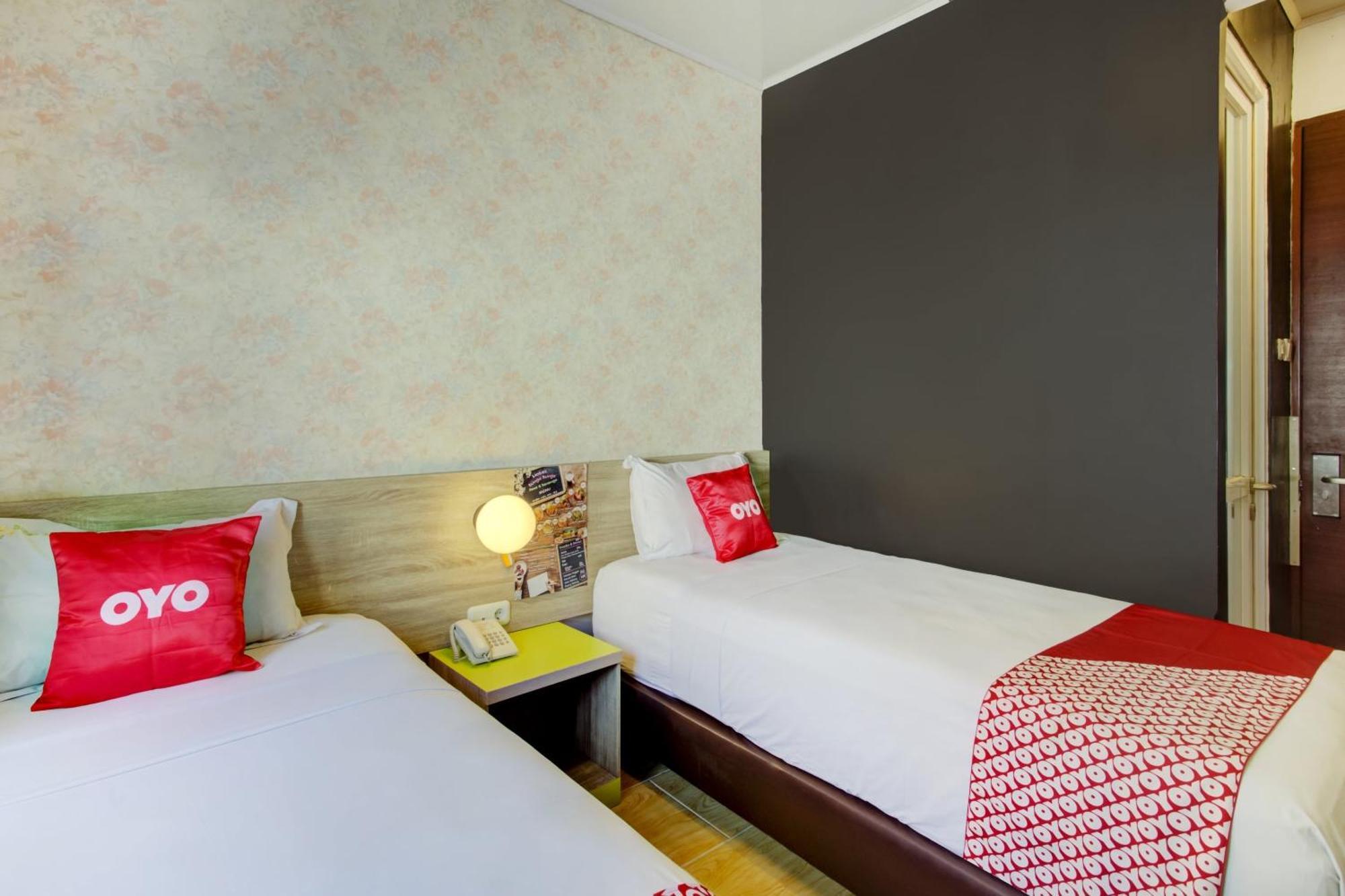 Hotel O Gambir Near Juanda Station Formerly Bunga Dahlia Jakarta Eksteriør billede