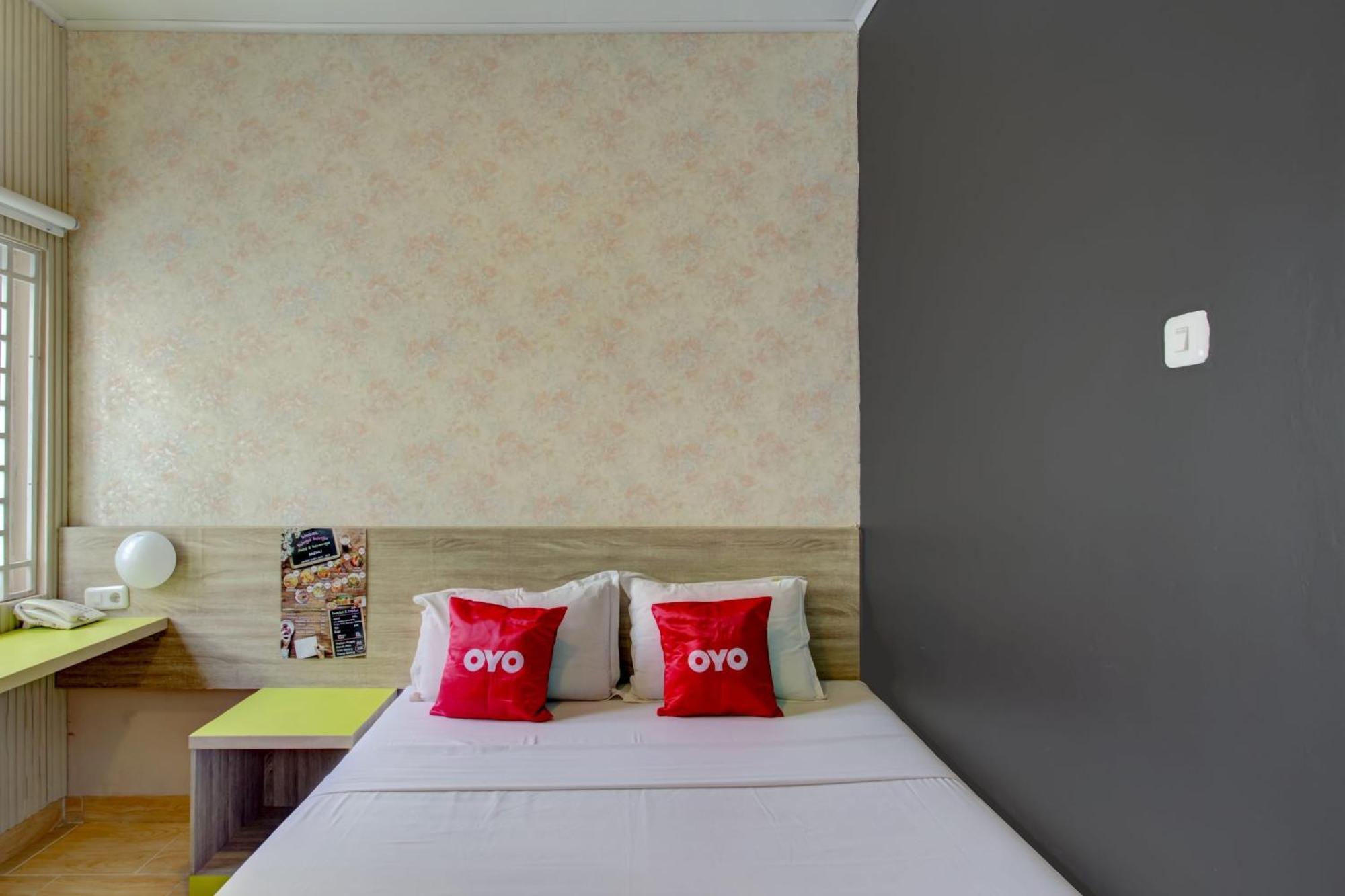 Hotel O Gambir Near Juanda Station Formerly Bunga Dahlia Jakarta Eksteriør billede