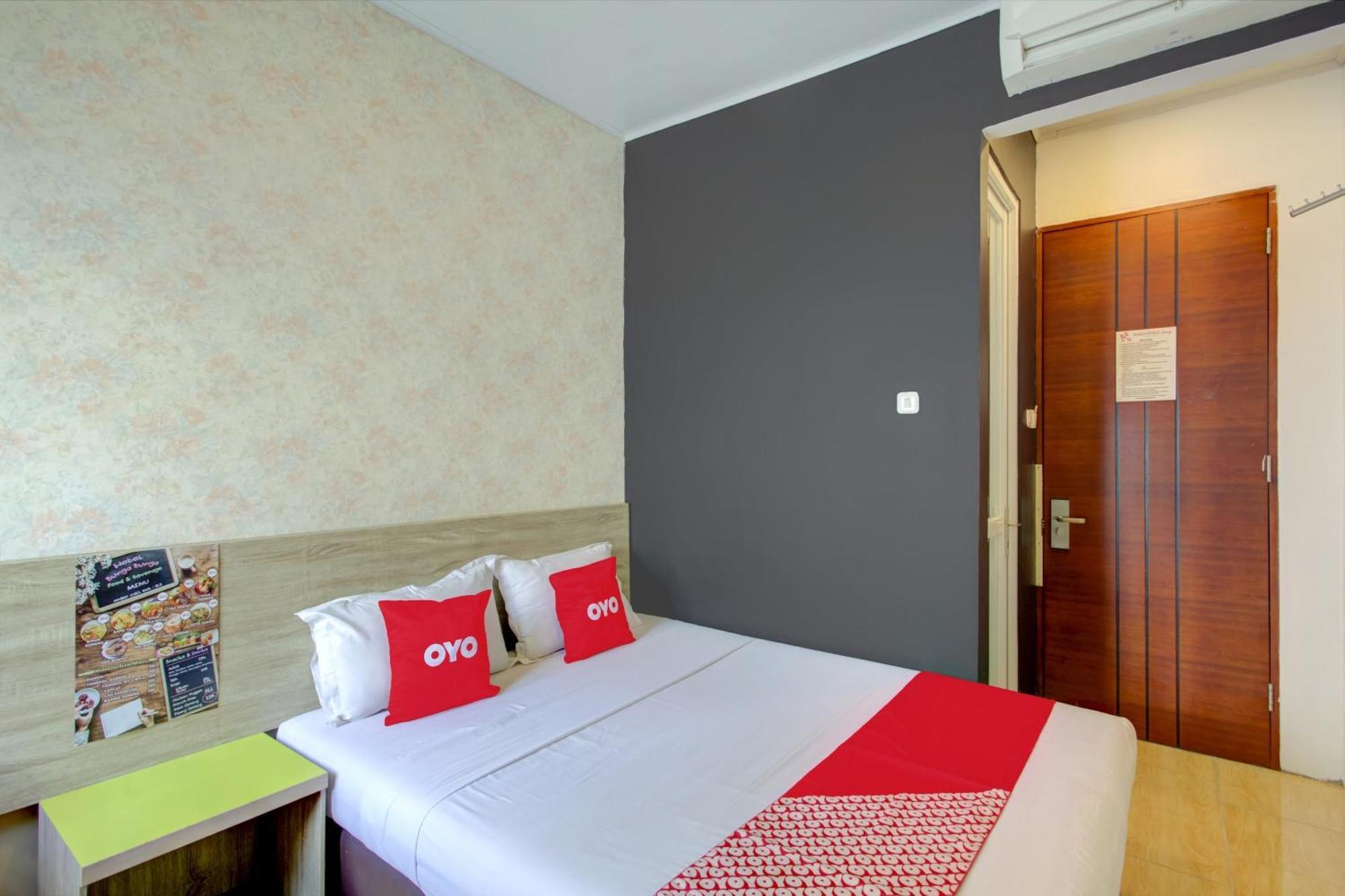 Hotel O Gambir Near Juanda Station Formerly Bunga Dahlia Jakarta Eksteriør billede